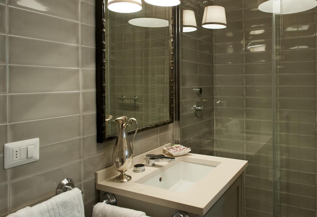 Gold Ognissanti Suite Florence Exterior photo